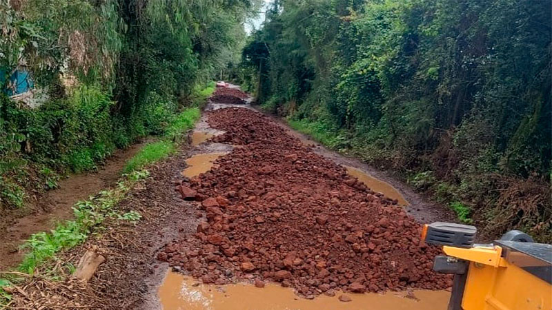 Gobierno de Morelia fortalece la conexión rural con acciones integrales en Loma Caliente 