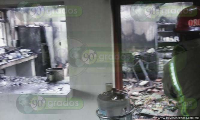 Se incendia casa en Zinapécuaro; se registran sólo daños materiales - Foto 2 