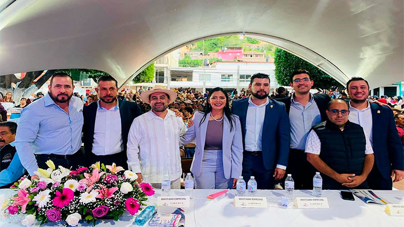 Araceli Saucedo reconoce la labor de las y los alcaldes en sus Primeros Informes de Gobierno 