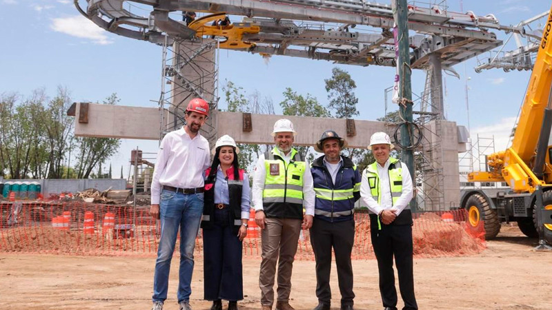 Teleféricos de Morelia y Uruapan, una solución de movilidad moderna y sostenible: Bedolla  