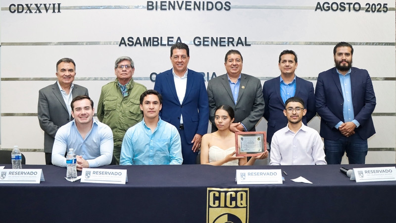 Gana UT San Juan Concurso Monumento al Caminero 