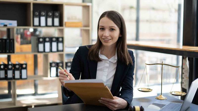 Conoce los mitos y realidades de la Carrera de Derecho 