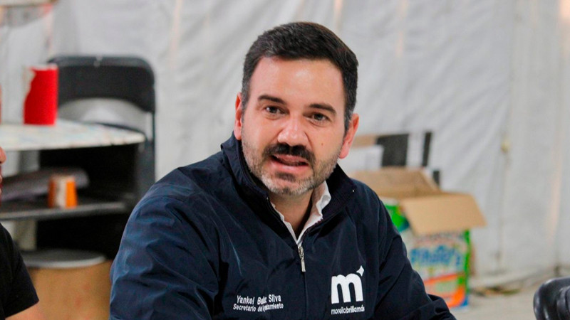 Yankel Benítez da seguimiento a obra de drenaje en la colonia Rubén Jaramillo 