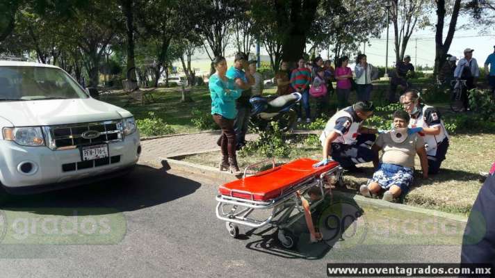 Camioneta arrolla a dos mujeres y a un niño en Zamora, Michoacán - Foto 1 