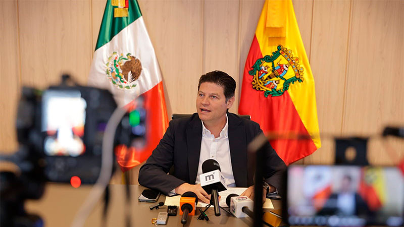 Presenta Alfonso Martínez resultados de gira a Chicago y LA 