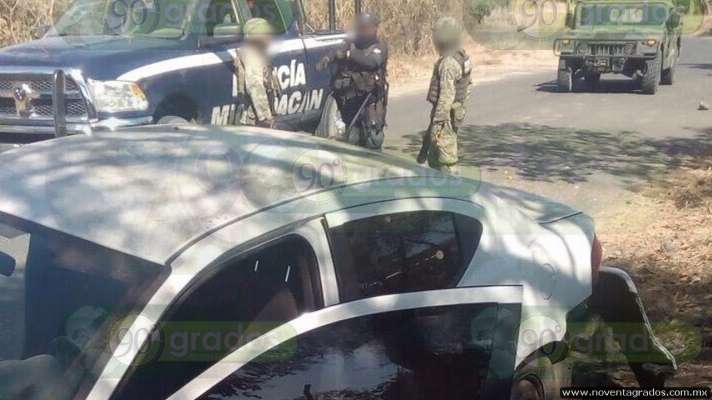 Detienen a cuatro, aseguran armas y 14 vehículos, en operativos en Tierra Caliente de Michoacán - Foto 2 