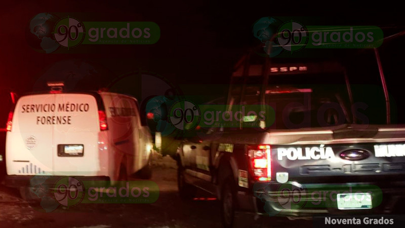 Localizan cuerpo a un costado de la autopista México-Querétaro  