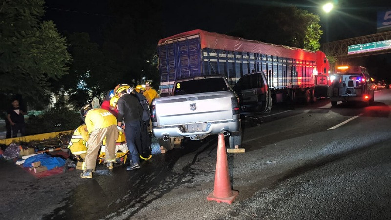 Choque por alcance en Morelia, Michoacán, deja una persona herida 