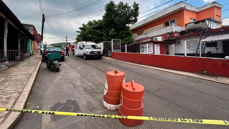 Quitan la vida a un hombre dentro de Casa Ejidal de la localidad de Zacatula en La Unión, Guerrero 