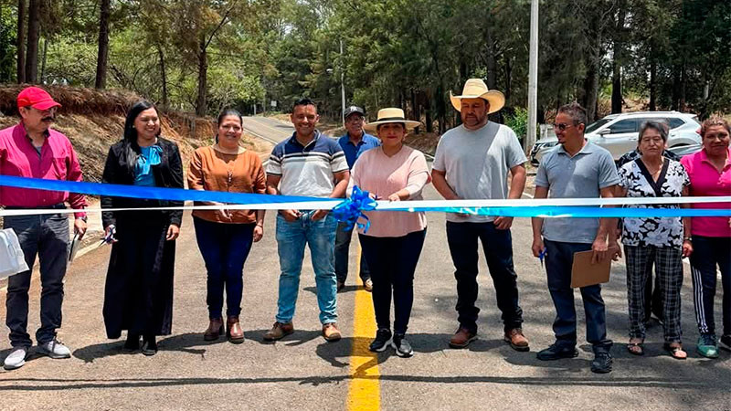 Quiroga avanza con infraestructura y servicios públicos que dignifican a la ciudadanía: Alma Mireya González 