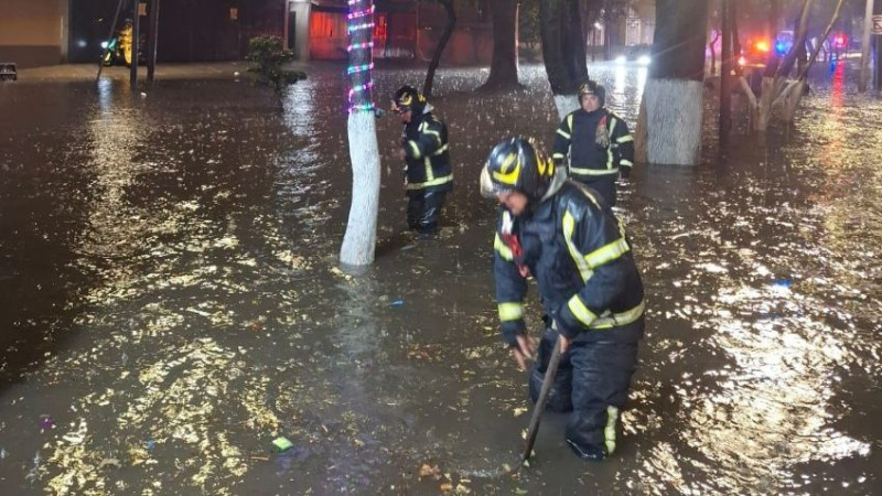 Lluvias intensas provocan severas inundaciones en la Ciudad de México 