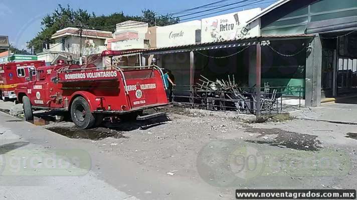 Se quema tienda de pirotecnia en Antúnez, Michoacán - Foto 0 