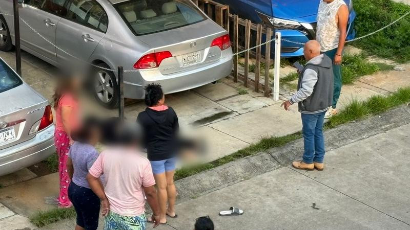 Acribillan a un individuo a las afueras de su domicilio en Uruapan, Michoacán