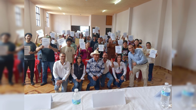 Clausura SESA Curso Manejo Higiénico de Alimentos en Amealco 