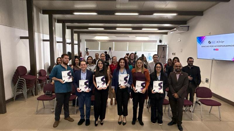 Presenta CNDH número 4 de la revista Der-Hechos 