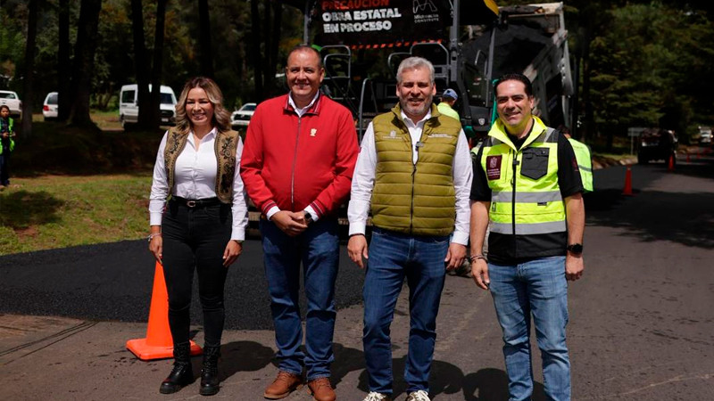 Arranca Bedolla rehabilitación del camino Villa Madero-Tacámbaro 