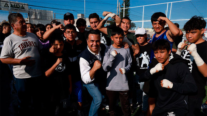 Entrega SEDESOQ rehabilitación de la cancha El Gallinero 