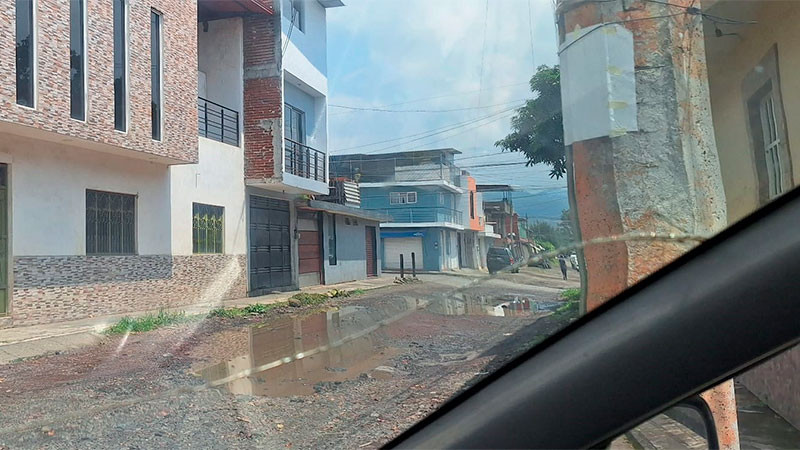 Balean vivienda en Uruapan, Michoacán, solo hubo daños materiales  
