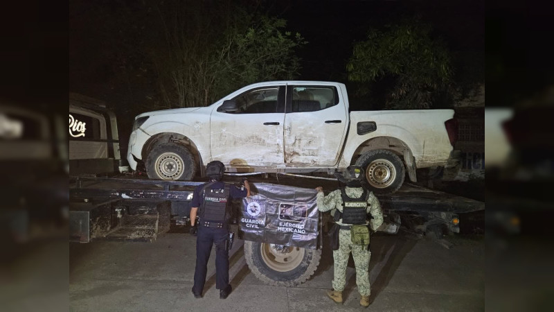 Revientan refugio criminal en Cenobio Moreno, Michoacán: Aseguran armas de grueso calibre y camionetas robadas 