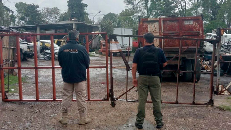 Aseguran tres vehículos con alteraciones en sus medios de identificación en Zitácuaro, Michoacán  