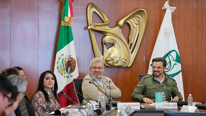 Bedolla y Zoé Robledo acuerdan trabajo para asignación de espacios a guarderías CECI del IMSS 