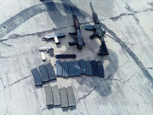 Aseguran 11 armas, 9 vehículos y detienen a 11 personas, en Michoacán - Foto 0 