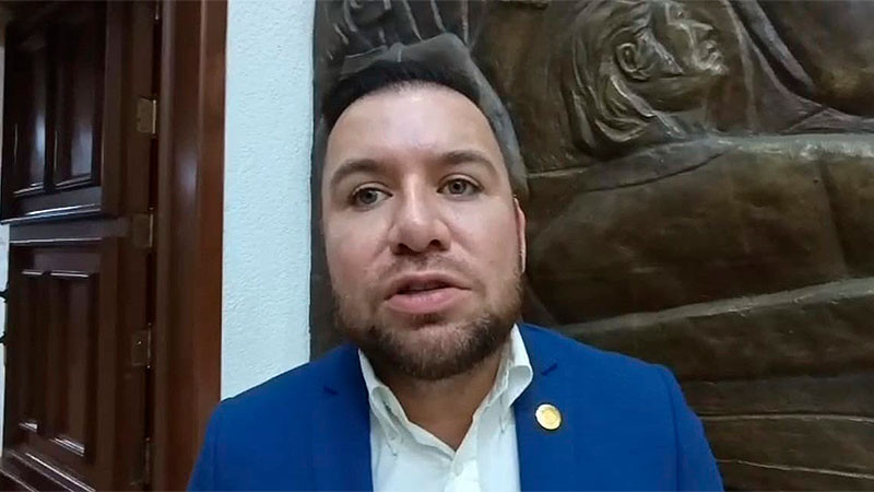 Congreso de Michoacán ignora iniciativas para penalizar terapias de conversión, señala Reyes Galindo 