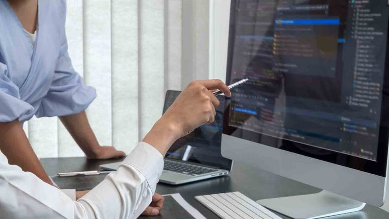Prepárate para enfrentar los retos de la tecnología del futuro 