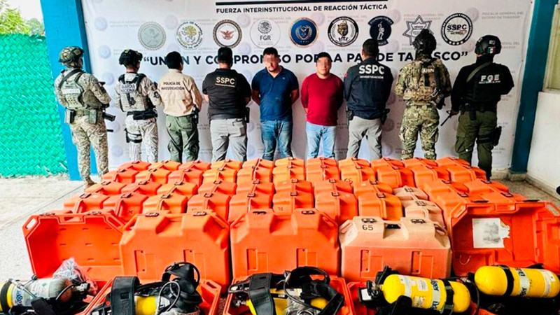Tras persecución acuática caen dos por asalto a plataforma de Pemex en Campeche 