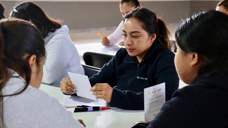Inician mujeres cursos para el autoempleo en Huimilpan, Querétaro 