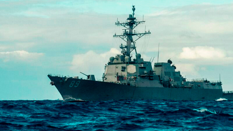 Trump despliega más buques destructores y submarinos nucleares en aguas del Caribe 