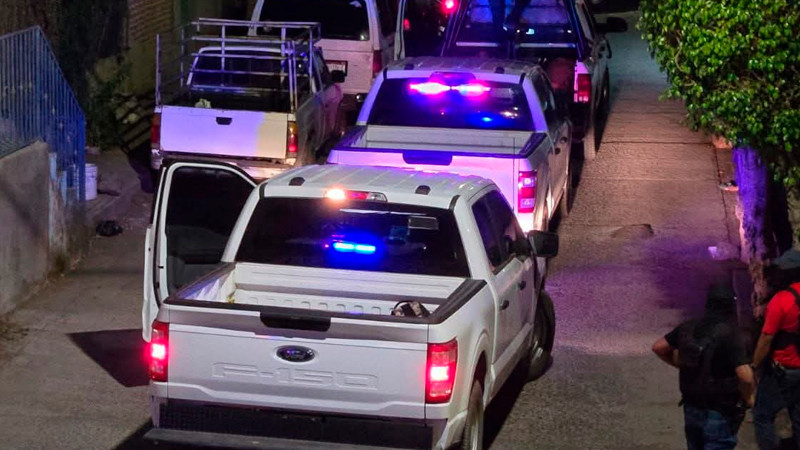 Policías descubren jaguar asesinado y granadas, en casa de seguridad en pleno Centro de Jacona, Michoacán 