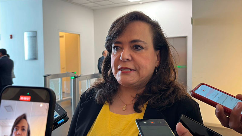 La UAQ renovó a los integrantes de la Comisión de presupuesto, la cual formulará el proyecto presupuestal que habrá de presentarse ante los integrantes del Consejo Universitario; indicó Silva Amaya Llano  