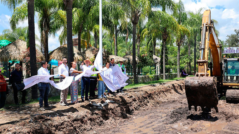 Fortalece Bedolla infraestructura vial de Huandacareo; arranca rehabilitación de calle Lázaro Cárdenas 