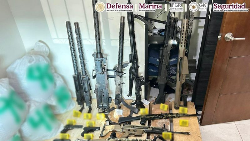 Aseguran armas de fuego, cartuchos, sustancias ilícitas y equipo táctico durante cateo en Culiacán, Sinaloa 