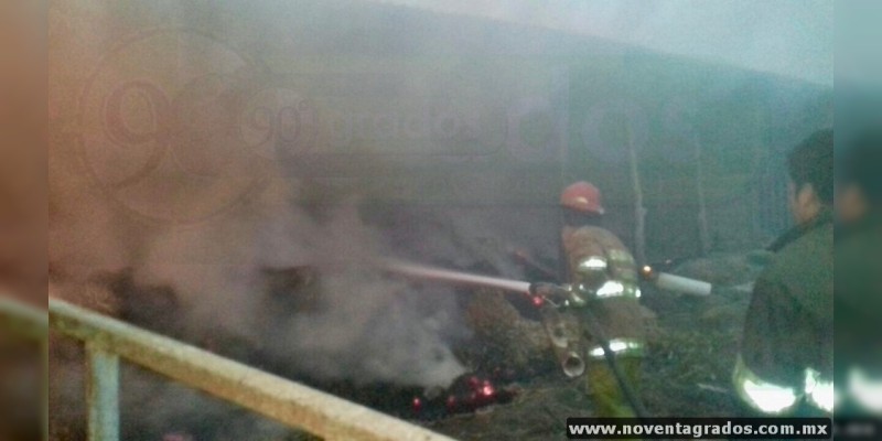 Se incendia bodega en La Piedad, Michoacán; sólo hubo daños materiales  - Foto 0 