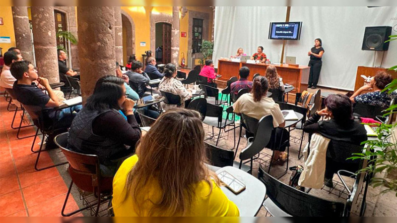 En mesa de análisis, especialistas dialogan sobre los derechos de las Personas Adultas Mayores 