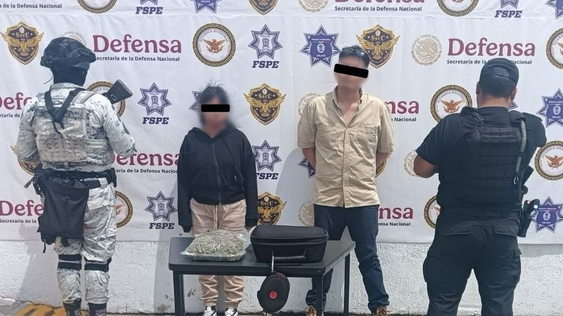 Juan Antonio “N” y Lizbeth Amairani “N” detenidos con presunta droga y vehículo robado en Celaya 