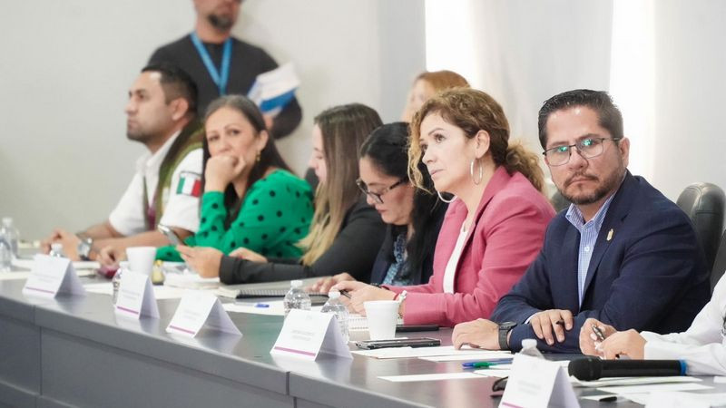 Gobierno y sociedad civil fortalecen atención a personas en movilidad: Semigrante 