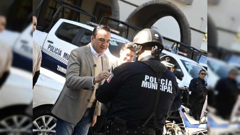 Una más de la Policía de Carlos Soto: Procesan a agente de Zamora por abusar de su hijastra de 14 años; lo investigan por desaparecer a su ex pareja, en Jacona, Michoacán 