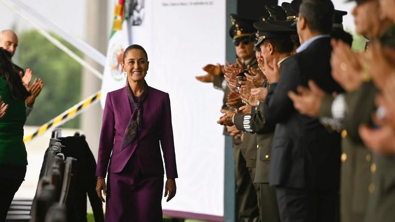 Mujeres de las fuerzas armadas enorgullecen a México: Claudia Sheinbaum 