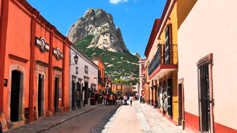 Severa crisis de gentrificación en Bernal: Iván Reséndiz  