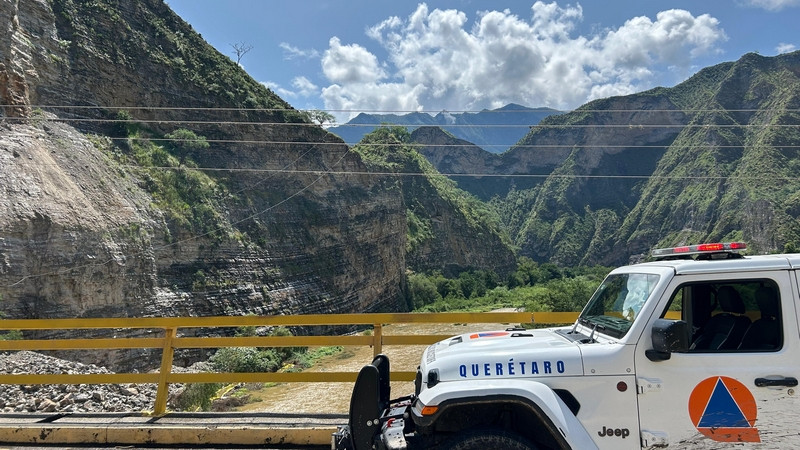 Realiza Protección Civil Querétaro acciones preventivas ante apertura de compuertas de la Presa Zimapán 
