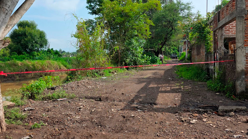 Hallan cadáver encobijado en Zamora, Michoacán  