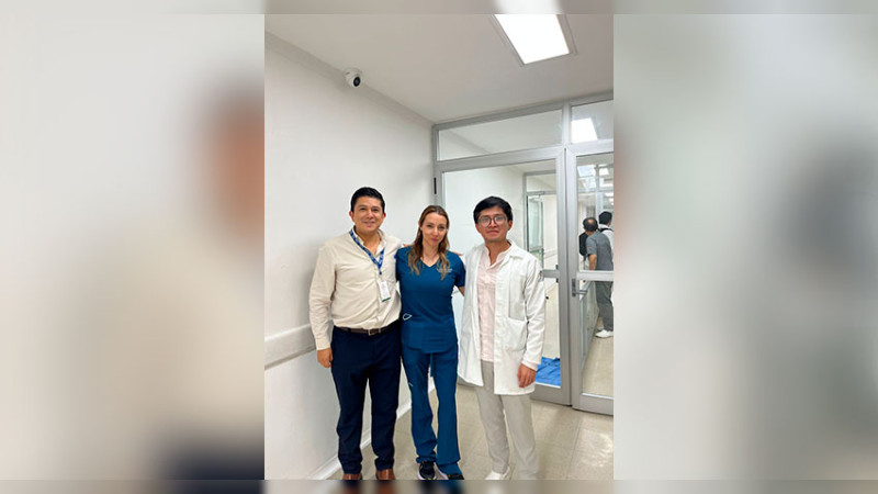 Personal médico del ISSSTE Hidalgo retira con éxito tumor ovárico a derechohabiente    