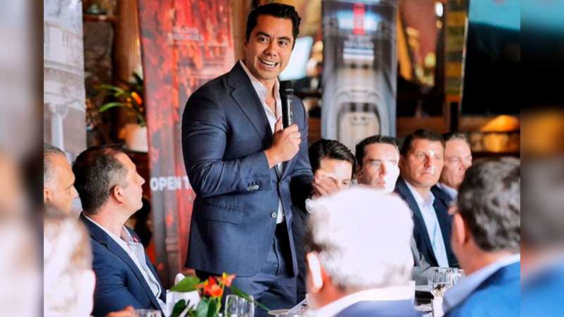 Llama Felipe Macías a proteger desarrollo económico de Querétaro y el país  