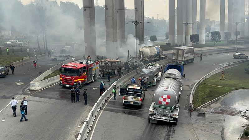 Explosión de pipa en Puente de la Concordia deja 57 lesionados; 19 en estado grave: Clara Brugada 
