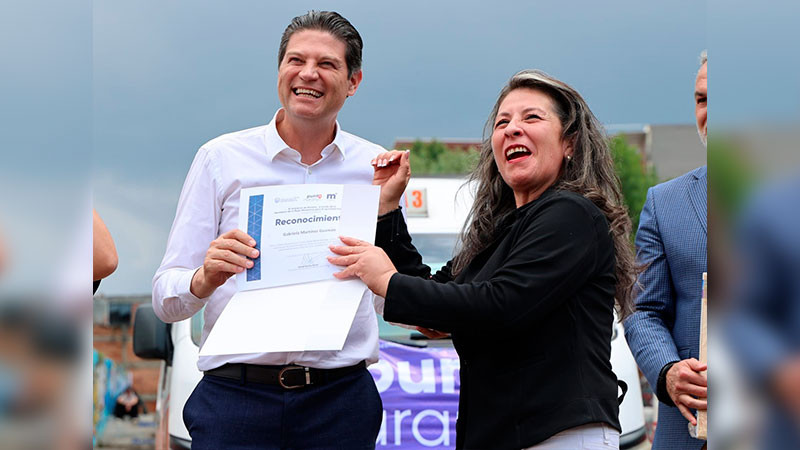 Presenta Alfonso Martínez programa “Mujeres al Volante” 