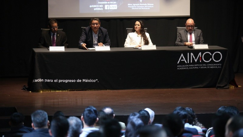 Analizan en Michoacán un nuevo modelo electoral y los retos de una próxima reforma 