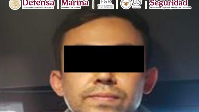 Detienen en el AICM a presunto operador financiero de organización delictiva jalisciense 